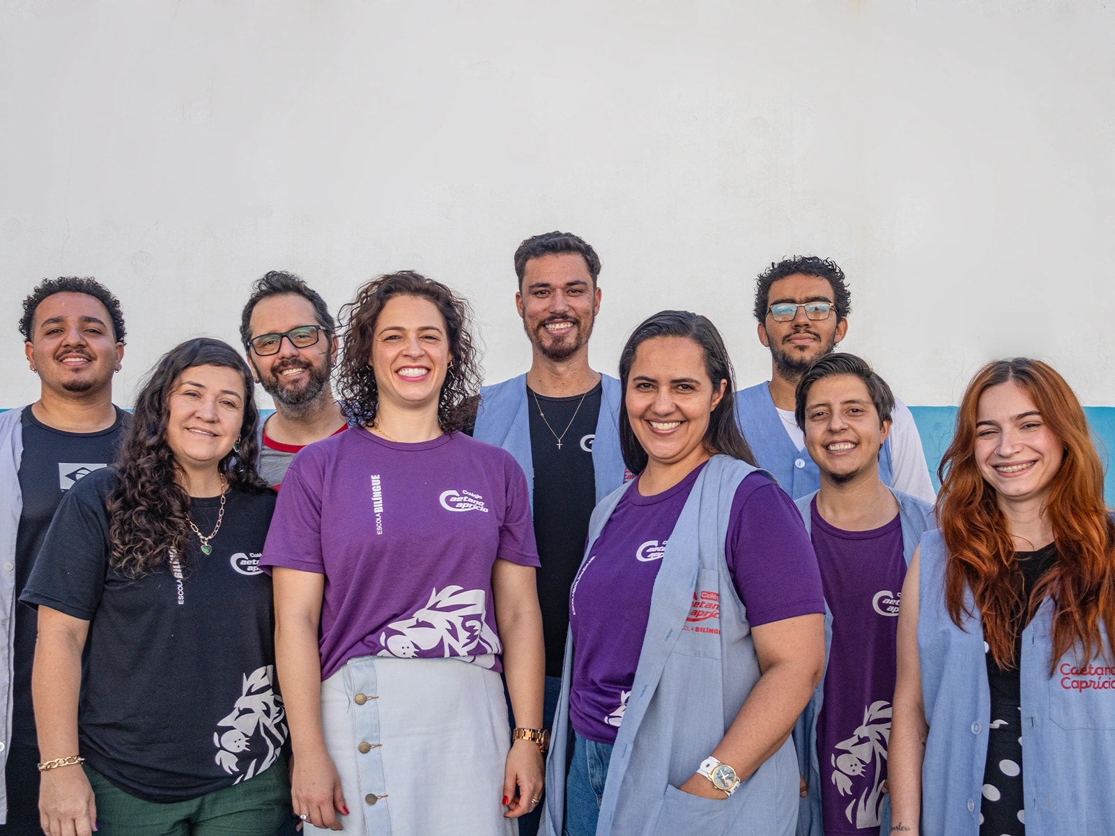 Equipe de professores e funcionários do Colégio Caetano Caprício